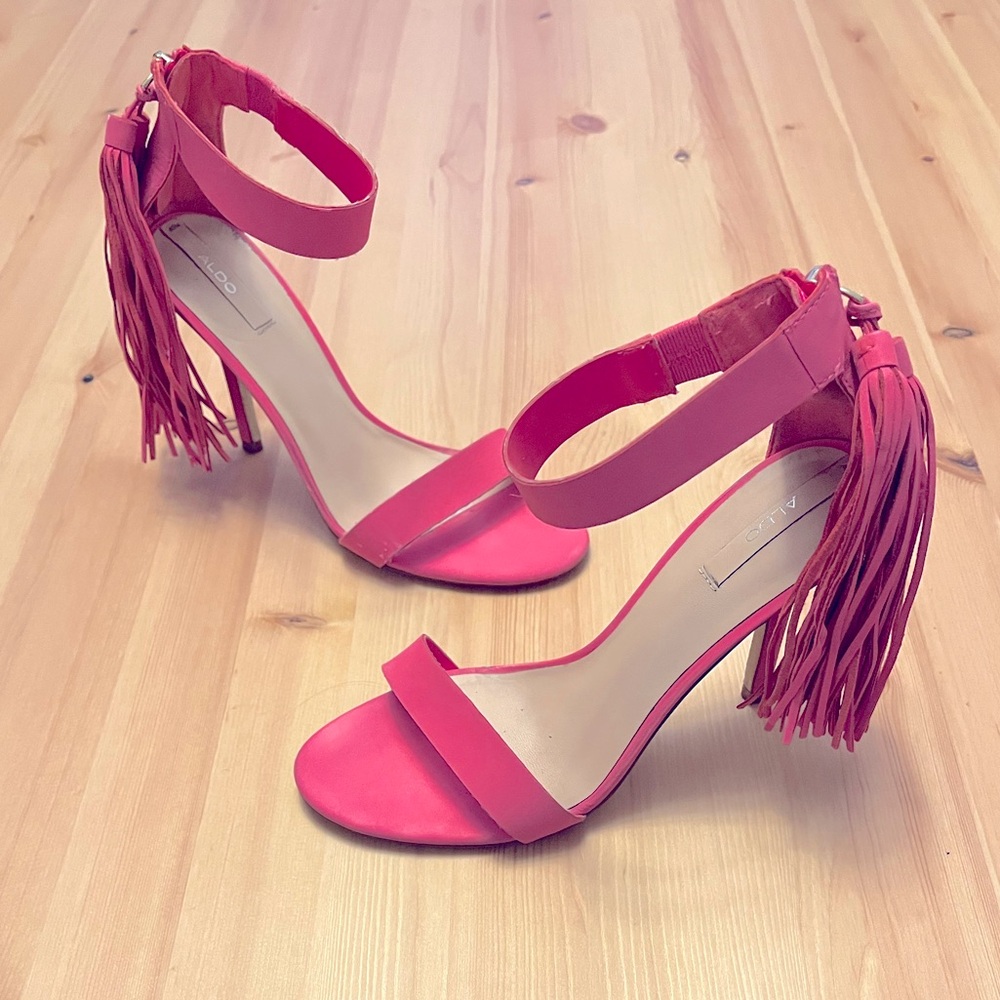 Aldo. Size 6 1/2. Hot Pink Barbie Heels.